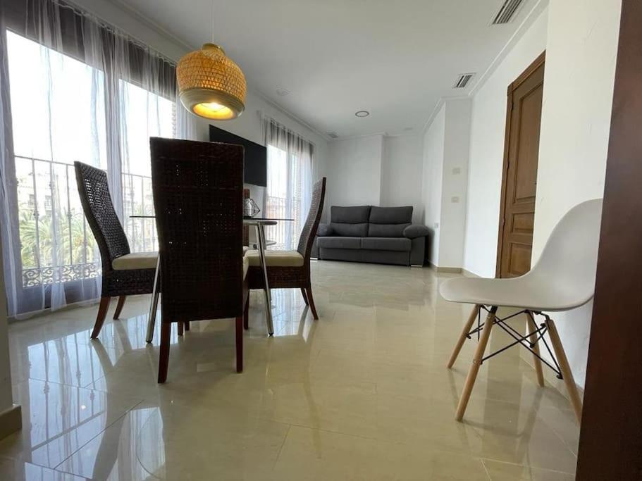 Piso Centro Elche Junto Basilica Lejlighed Eksteriør billede